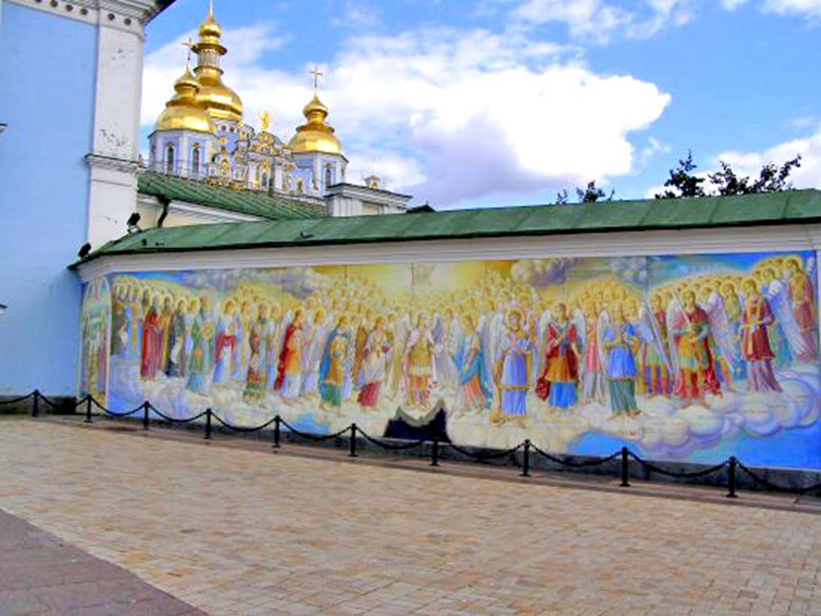 Презентація на тему «Михайлівський Золотоверхий монастир» - Слайд #11 Презентація на тему «Михайлівський Золотоверхий монастир» - Слайд #11