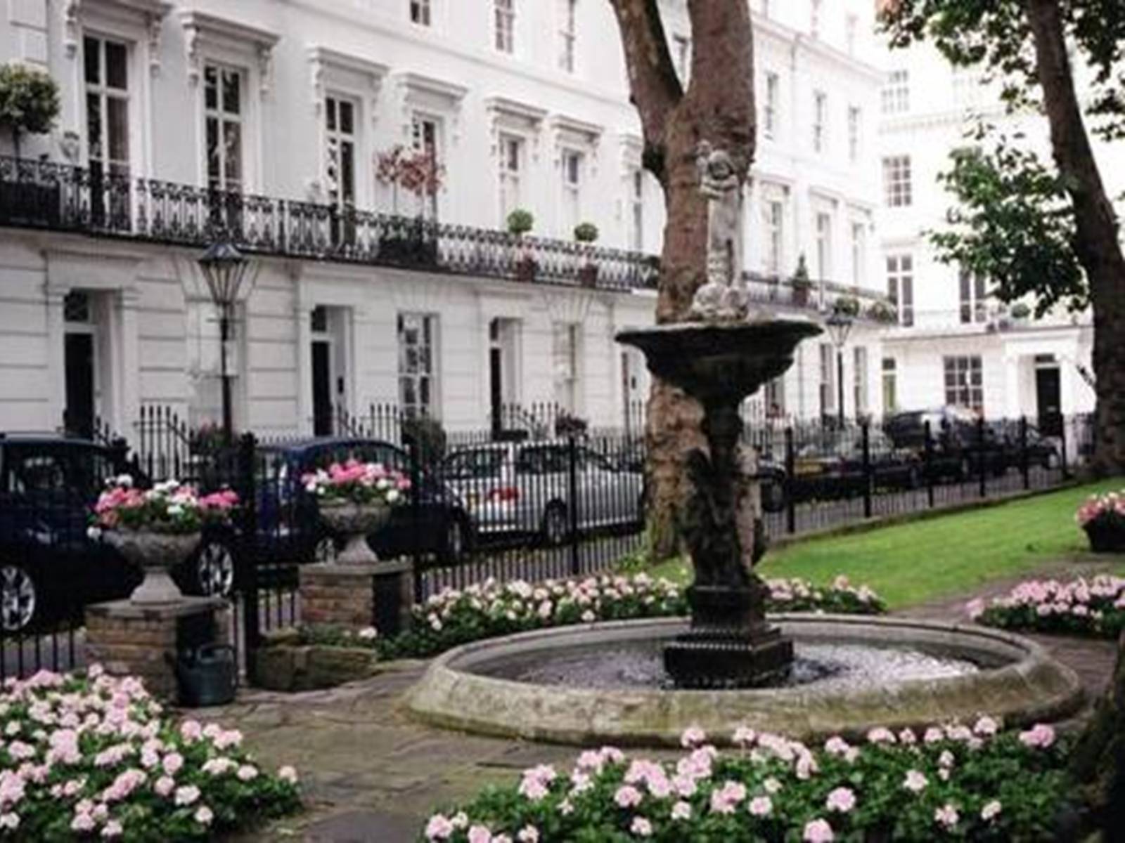 Презентація на тему «Areas of London» - Слайд #12 Презентація на тему «Areas of London» - Слайд #12