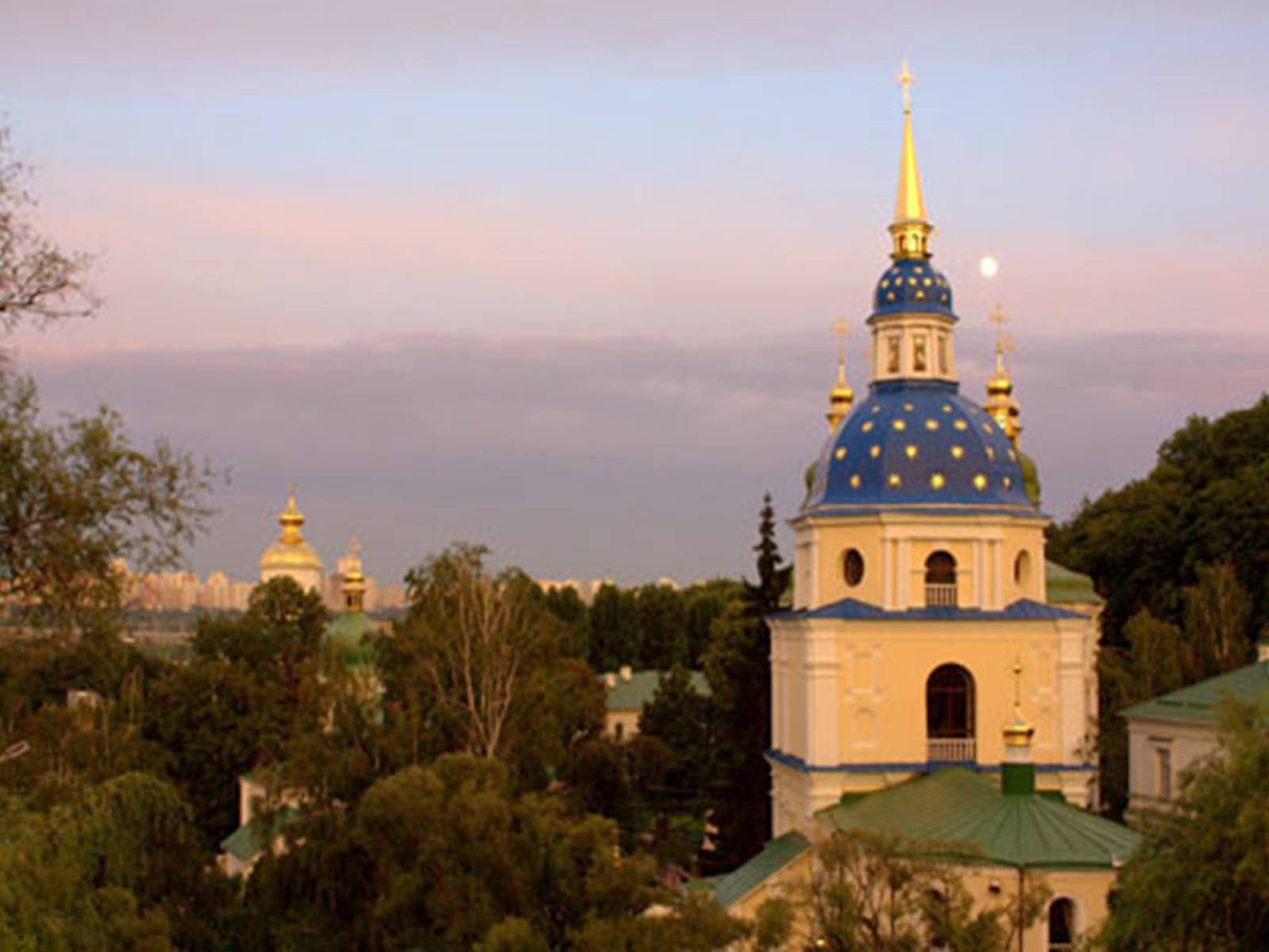 Презентація на тему «Георгіївський собор» - Слайд #10 Презентація на тему «Георгіївський собор» - Слайд #10