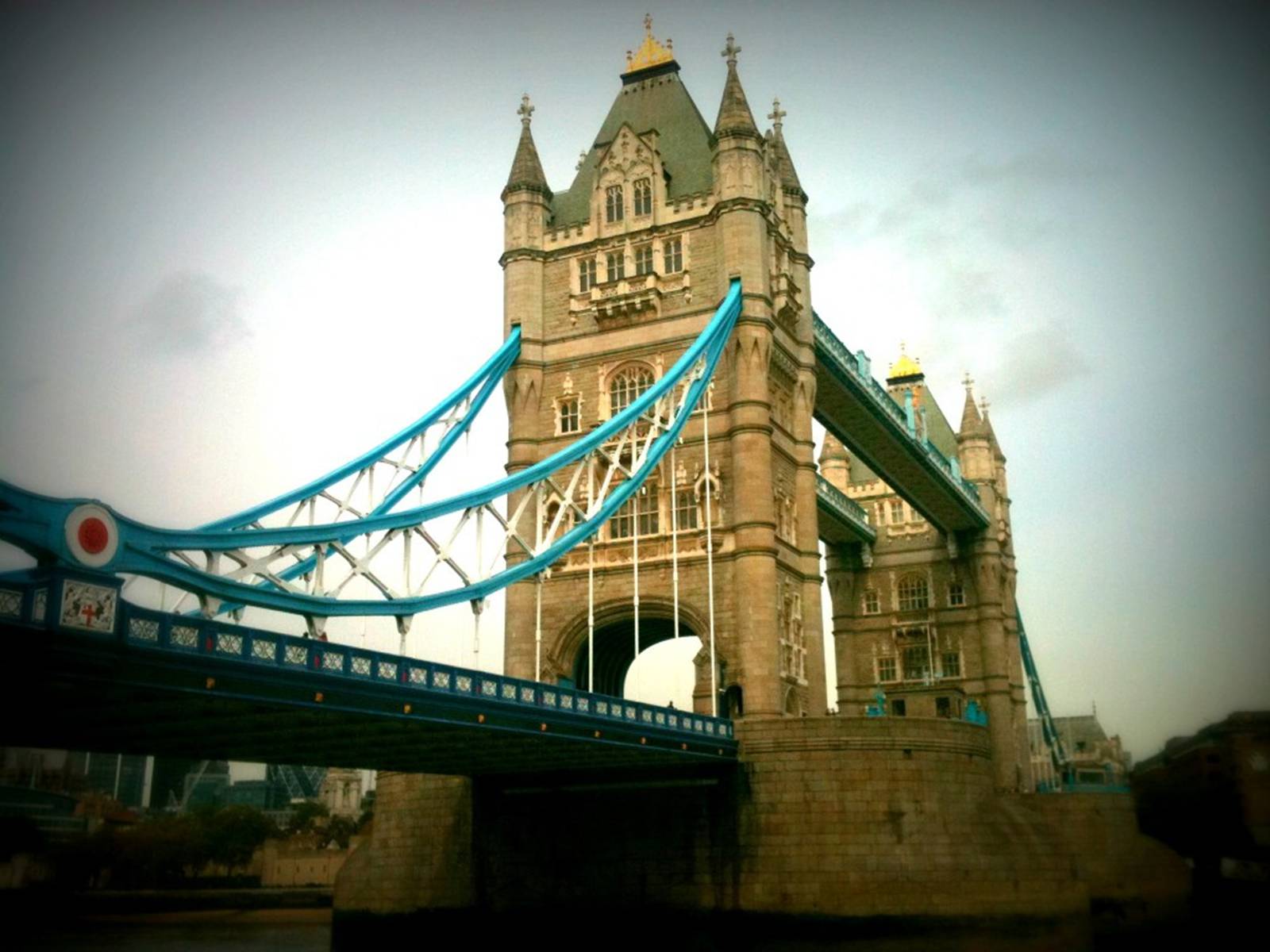 Презентація на тему «England» (варіант 6) - Слайд #10 Презентація на тему «England» (варіант 6) - Слайд #10