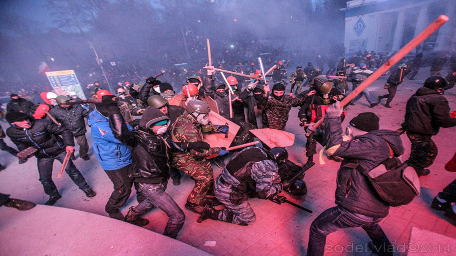Презентація на тему «Євромайдан» (варіант 1) - Слайд #43 Презентація на тему «Євромайдан» (варіант 1) - Слайд #43
