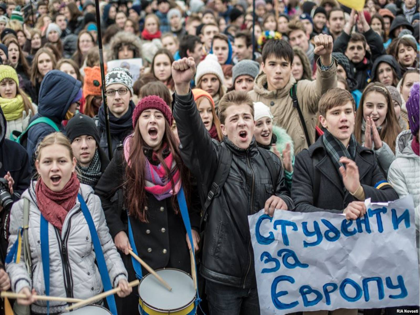 Презентація на тему «Зима, що нас змінила» - Слайд #35 Презентація на тему «Зима, що нас змінила» - Слайд #35