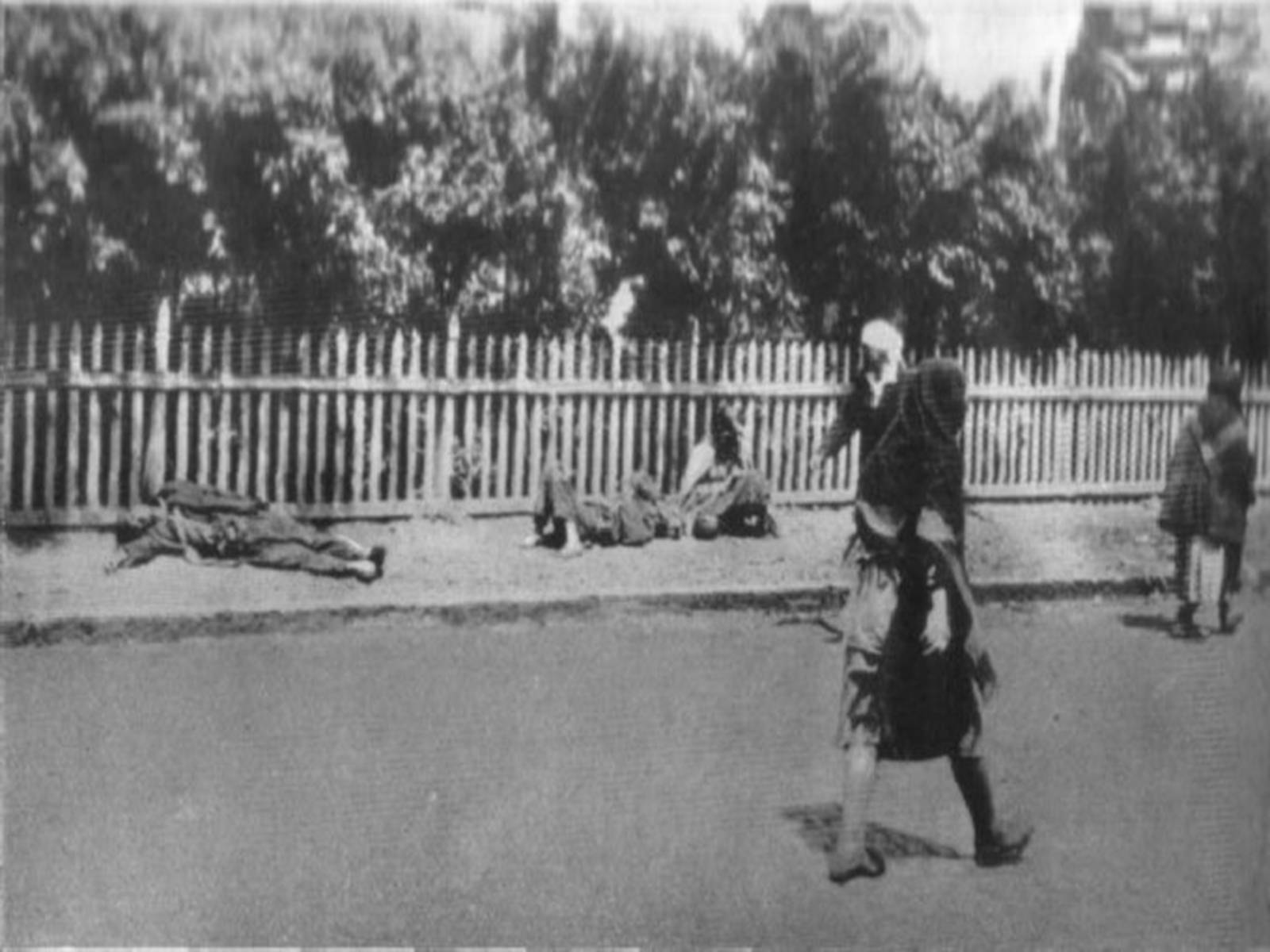 Презентація на тему «Голодомор» (варіант 17) - Слайд #8 Презентація на тему «Голодомор» (варіант 17) - Слайд #8
