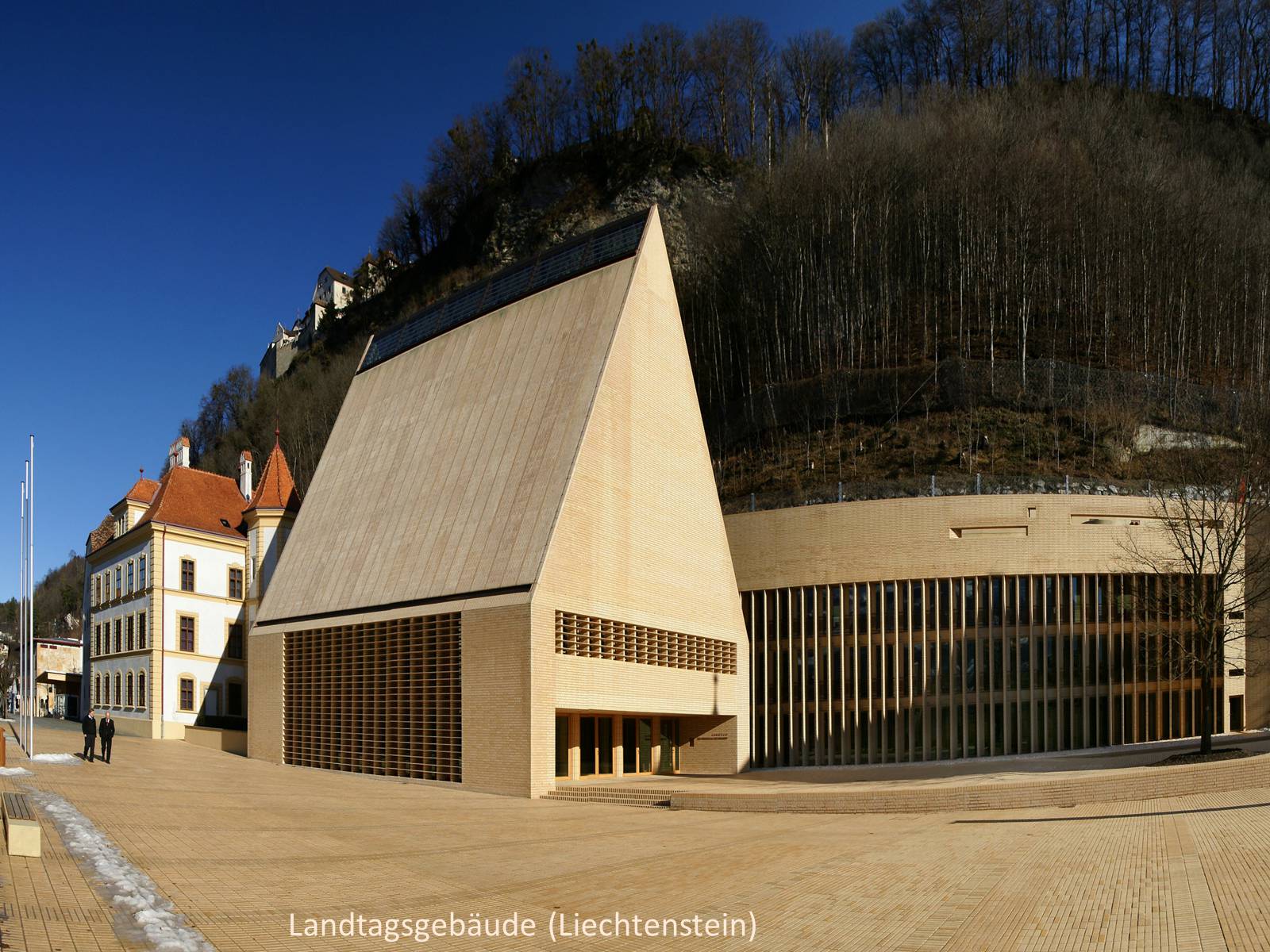 Презентація на тему «Architektur des Liechtensteins» - Слайд #3 Презентація на тему «Architektur des Liechtensteins» - Слайд #3