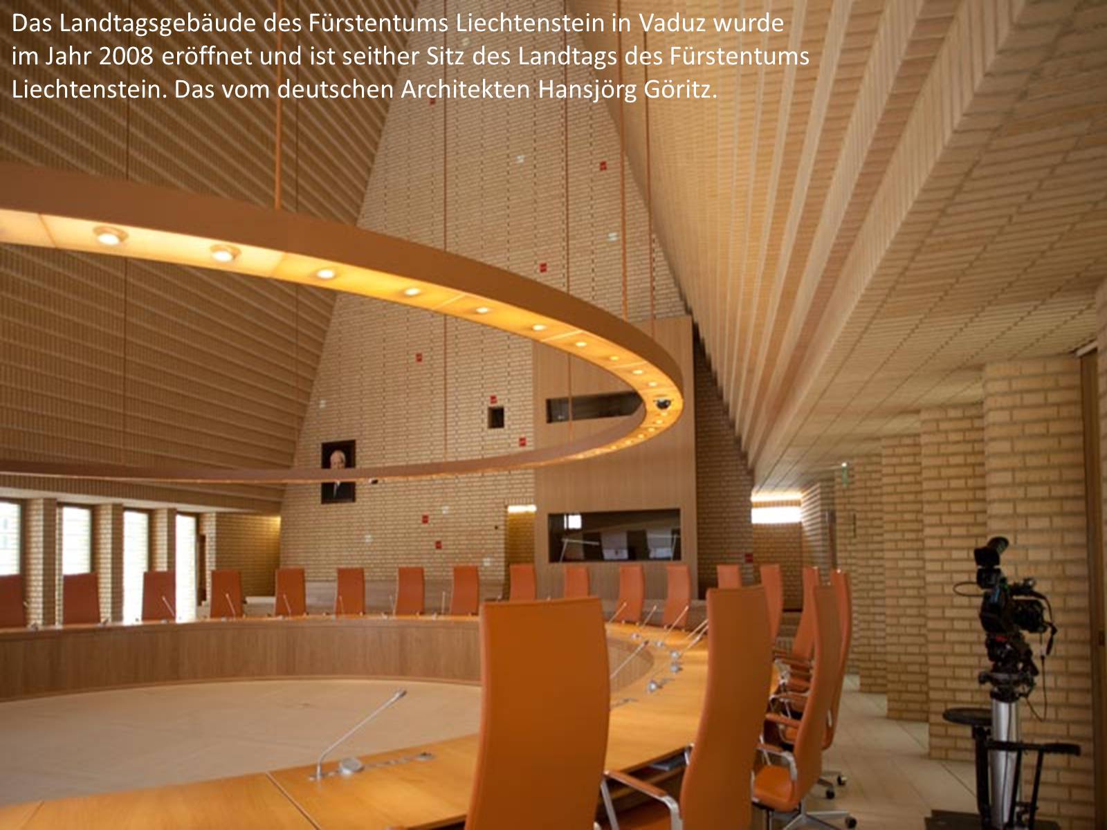 Презентація на тему «Architektur des Liechtensteins» - Слайд #4 Презентація на тему «Architektur des Liechtensteins» - Слайд #4
