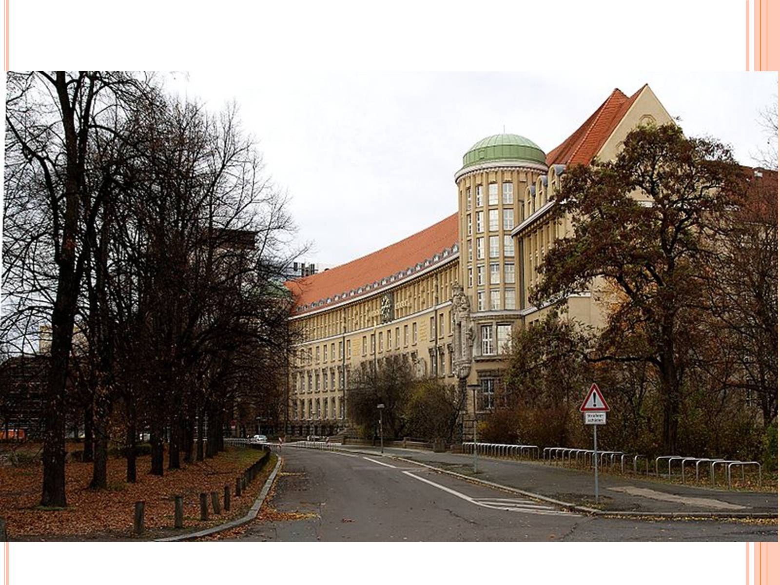 Презентація на тему «Deutsche National bibliothek» - Слайд #3 Презентація на тему «Deutsche National bibliothek» - Слайд #3