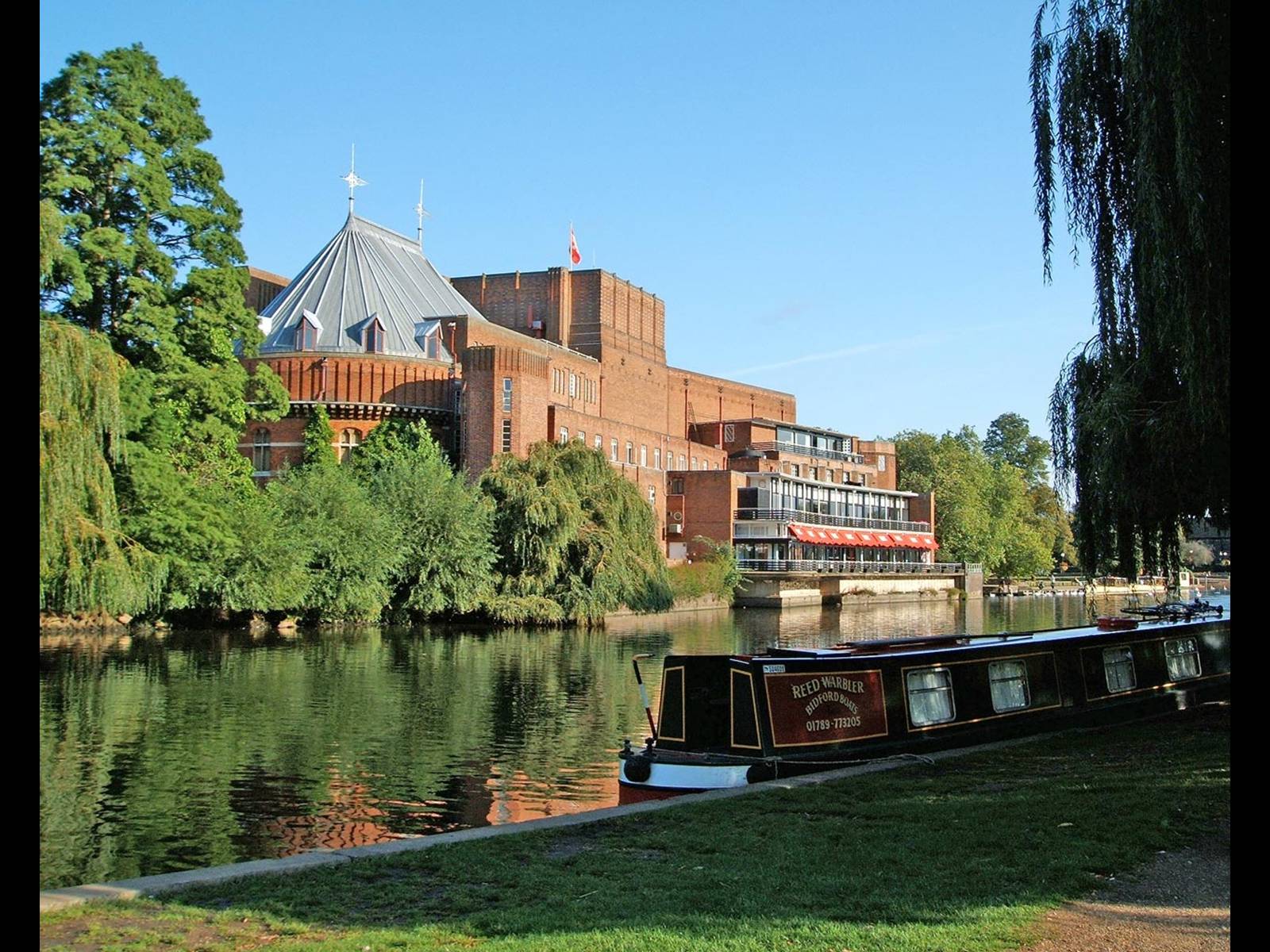 Презентація на тему «Stratford-upon-Avo» - Слайд #11 Презентація на тему «Stratford-upon-Avo» - Слайд #11