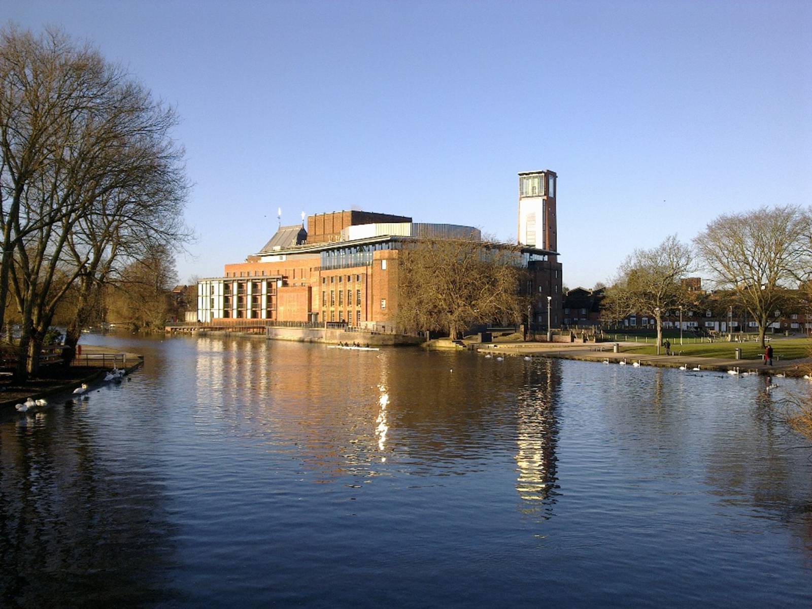 Презентація на тему «Stratford-upon-Avo» - Слайд #13 Презентація на тему «Stratford-upon-Avo» - Слайд #13