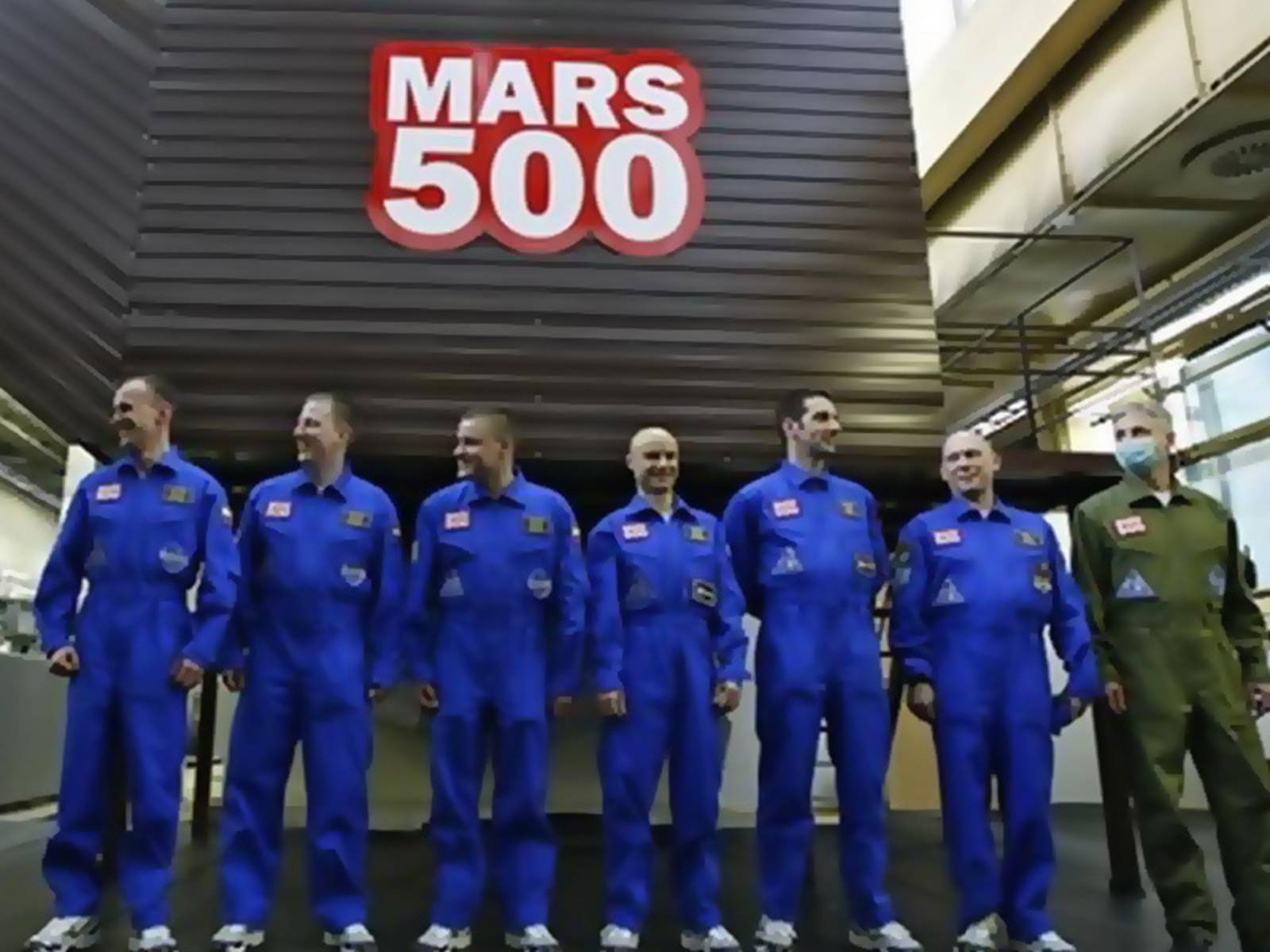Презентація на тему «A trip to Mars» (варіант 2) - Слайд #8 Презентація на тему «A trip to Mars» (варіант 2) - Слайд #8